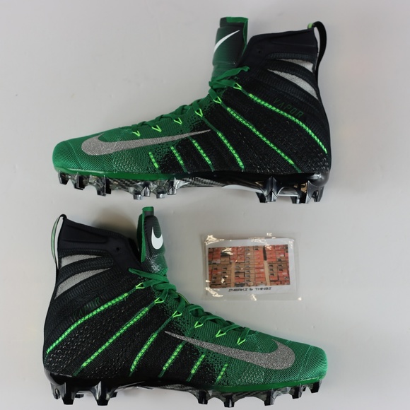 Nike Vapor Untouchable 3 Elite Football Cleats - Picture 7 of 8